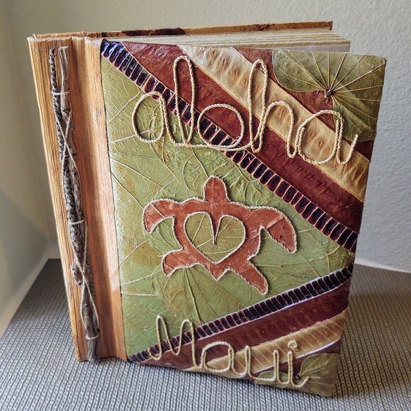 Charming Handmade Tropical Photo Album - Picture 1 of 3